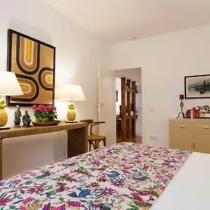 Charming In Alfama Apartment Lisbon